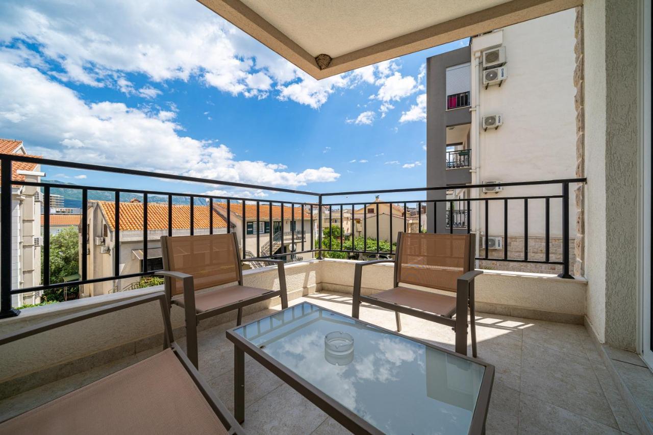 Sun And Sea Apartment *
