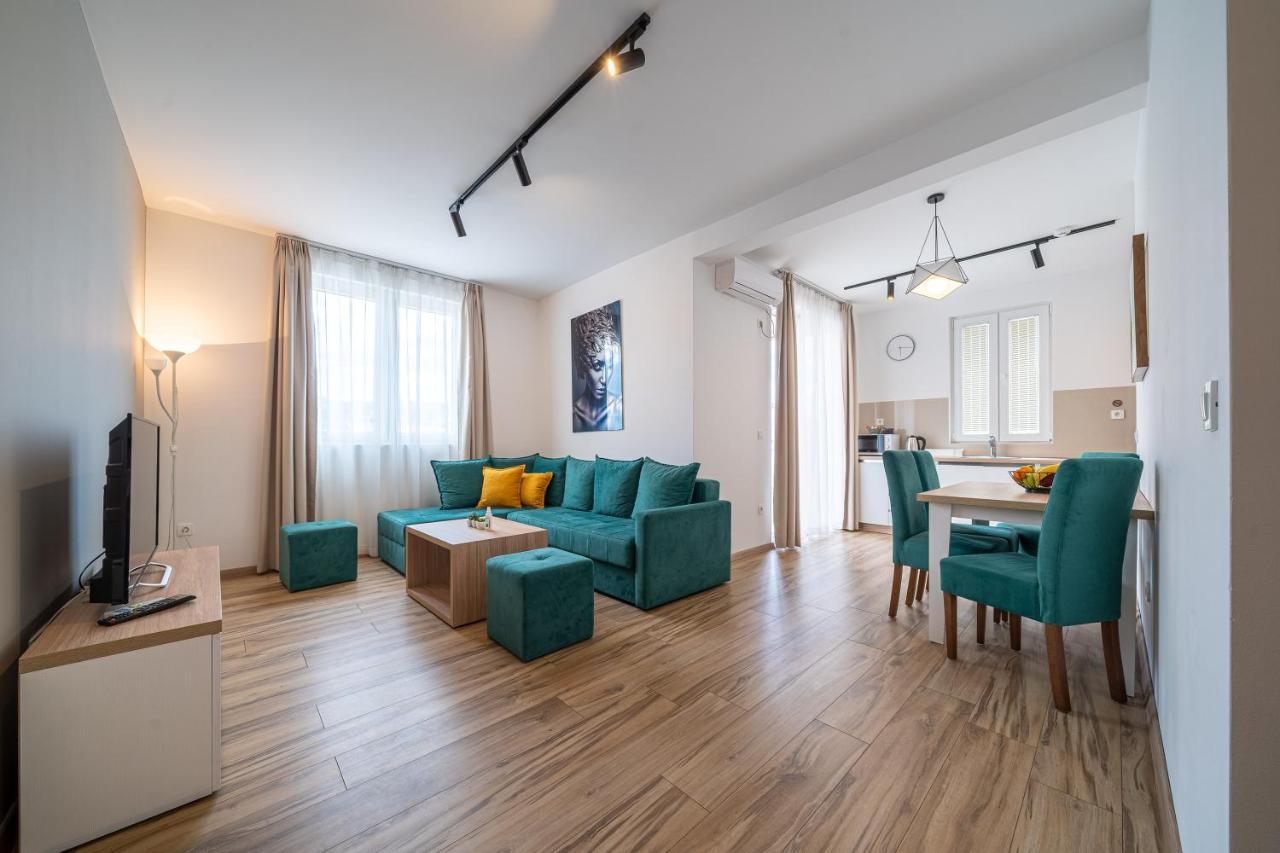Sun And Sea Apartman *